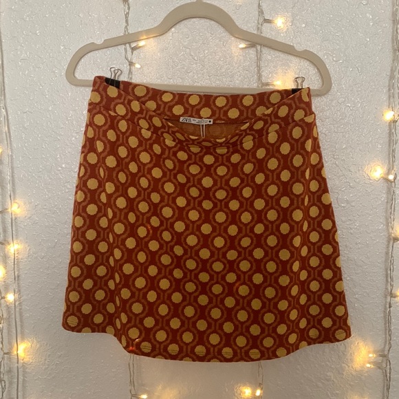 Zara pattern skirt - Picture 1 of 1